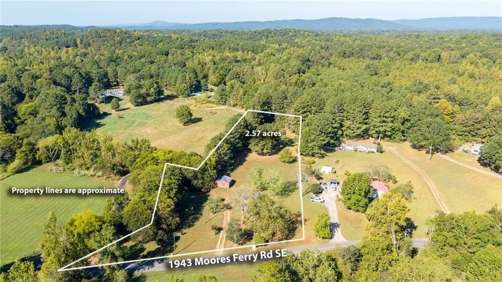 2 bedroom, 2 bathroom, 1,302 sq ft single family residence for sale at 1943 Moores Ferry Road, Plainville, GA 30733 — photo 3
