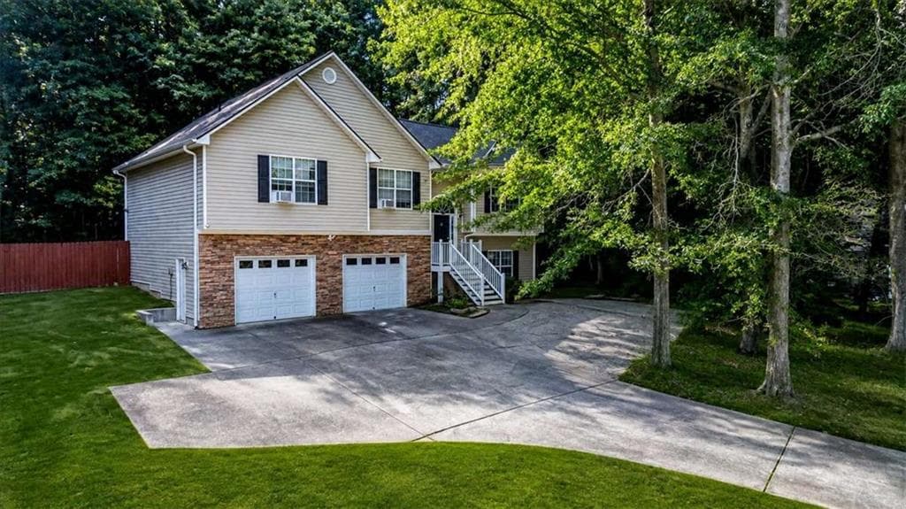 4 bedroom, 3 bathroom, 1,492 sq ft single family residence for sale at 321 Four Oaks Drive, Powder Springs, GA 30127