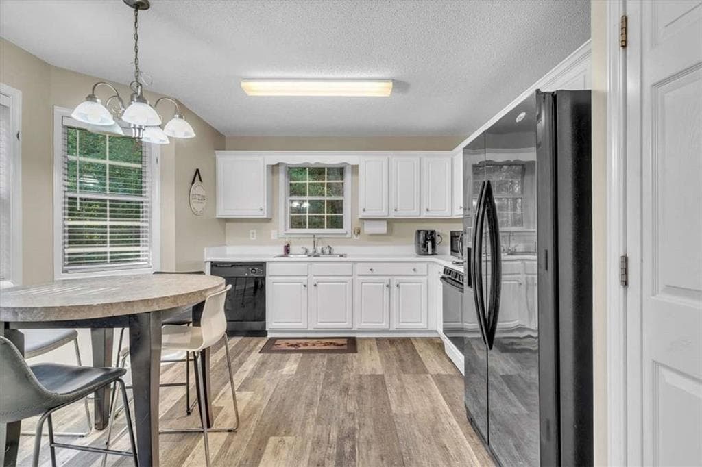 4 bedroom, 3 bathroom, 1,492 sq ft single family residence for sale at 321 Four Oaks Drive, Powder Springs, GA 30127 — photo 10