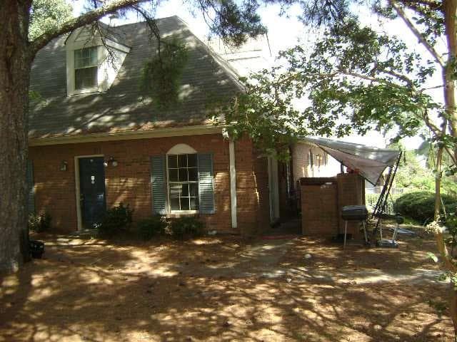 2 bedroom, 2 bathroom, 1,183 sq ft single family residence for sale at 934 Park Place, Conyers, GA 30012 — photo 2