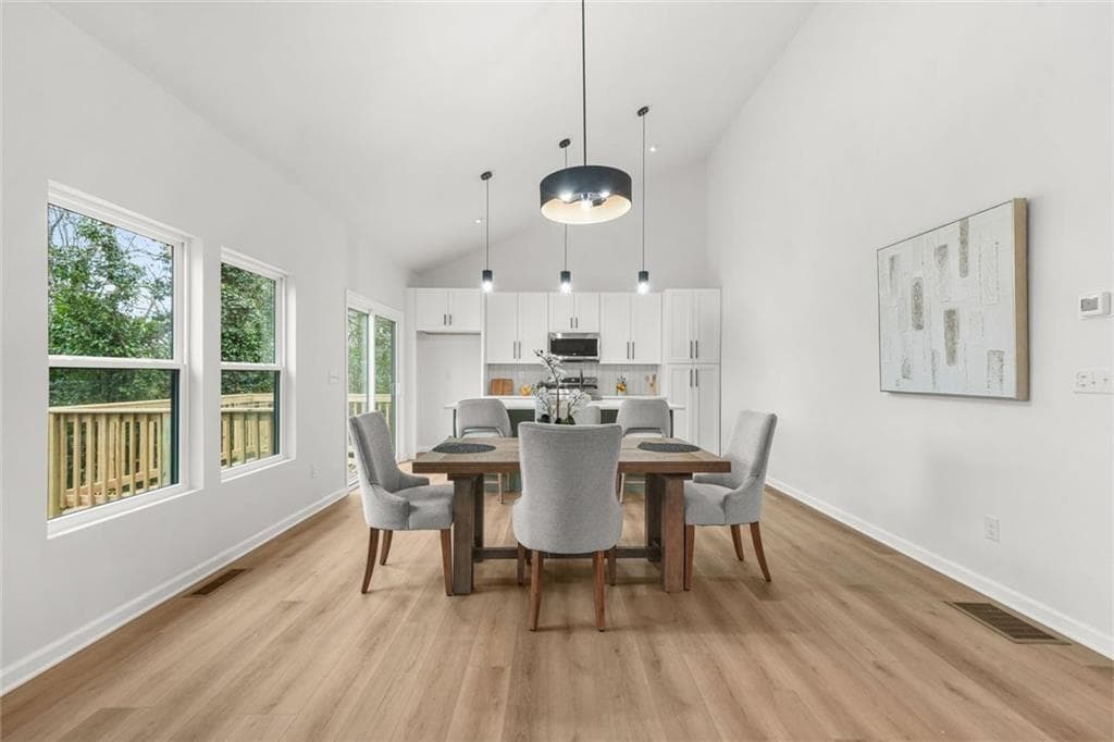 3 bedroom, 2 bathroom, 1,227 sq ft single family residence under contract at 1674 Mary George Avenue, Atlanta, GA 30318 — photo 6