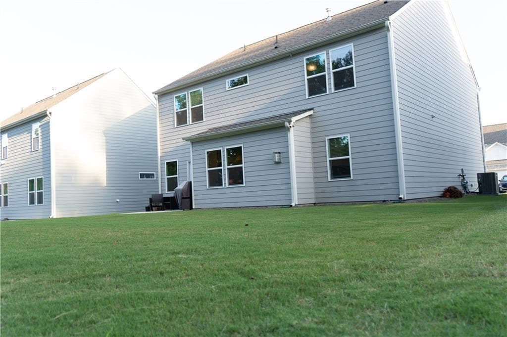 5 bedroom, 3 bathroom, 2,740 sq ft single family residence for rent at 1376 Maston Road, Auburn, GA 30011 for $3,100 a month — photo 4