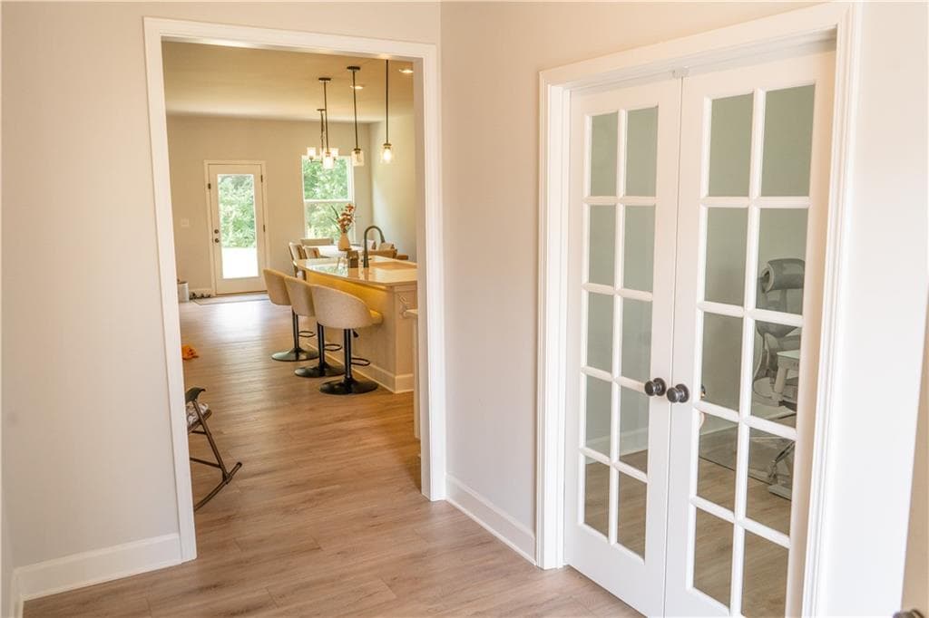 5 bedroom, 3 bathroom, 2,740 sq ft single family residence for rent at 1376 Maston Road, Auburn, GA 30011 for $3,100 a month — photo 6