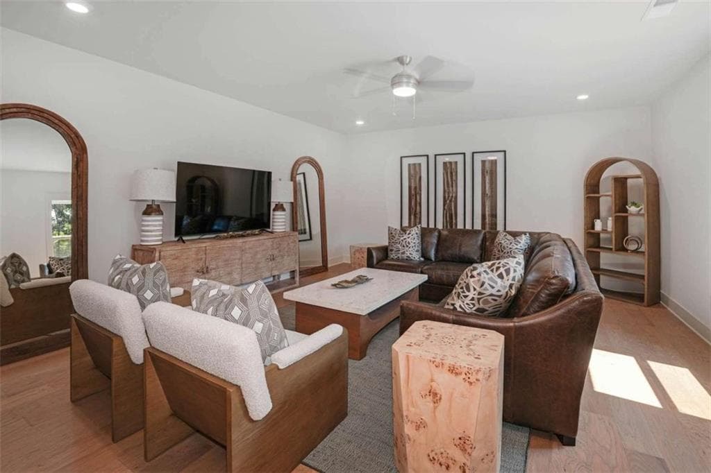 4 bedroom, 5 bathroom, 3,270 sq ft single family residence for sale at 480 Races Road, Hoschton, GA 30548 — photo 7