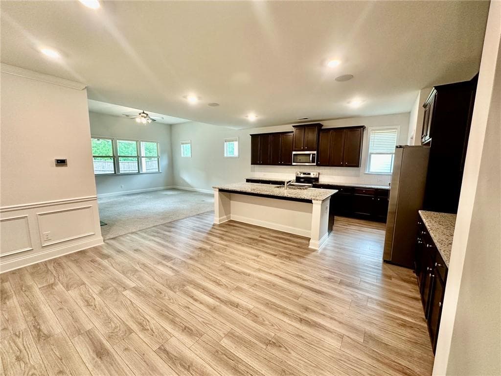 4 bedroom, 3 bathroom, 2,720 sq ft single family residence for sale at 158 Rolling Hills Place, Canton, GA 30114 — photo 6