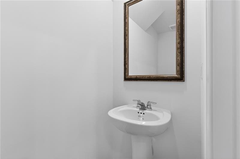 3 bedroom, 3 bathroom, 1,831 sq ft townhouse for rent at 879 Rainwater Trace, Lawrenceville, GA 30044 for $2,300 a month — photo 6