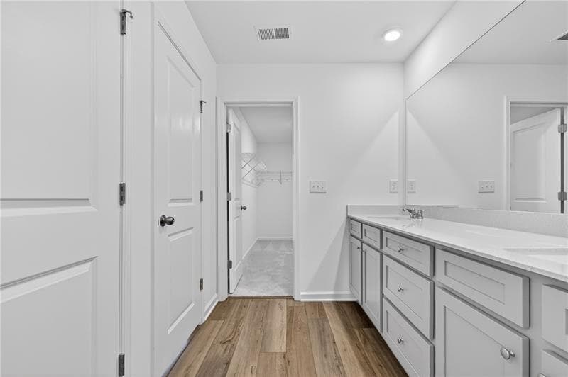 3 bedroom, 3 bathroom, 1,831 sq ft townhouse for rent at 879 Rainwater Trace, Lawrenceville, GA 30044 for $2,300 a month — photo 9