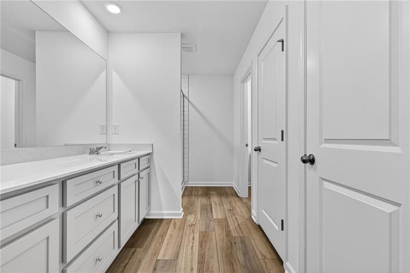 3 bedroom, 3 bathroom, 1,831 sq ft townhouse for rent at 879 Rainwater Trace, Lawrenceville, GA 30044 for $2,300 a month — photo 10