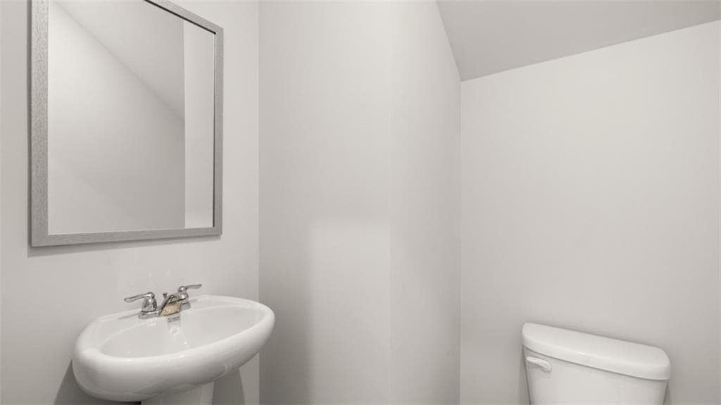 3 bedroom, 3 bathroom, 1,498 sq ft townhouse for sale at 136 Pinemarrow Trail, Stockbridge, GA 30281 — photo 8