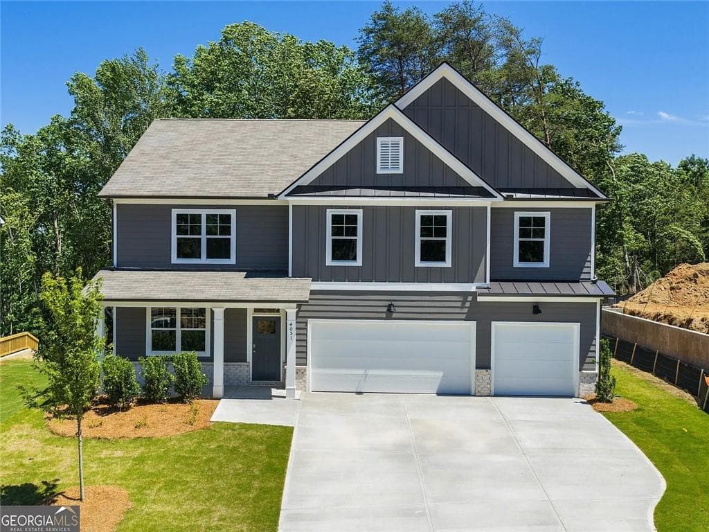 5 bedroom, 5 bathroom, 3,389 sq ft single family residence for rent at 4051 Peregrine Way, Gainesville, GA 30506 for $3,600 a month — photo 3