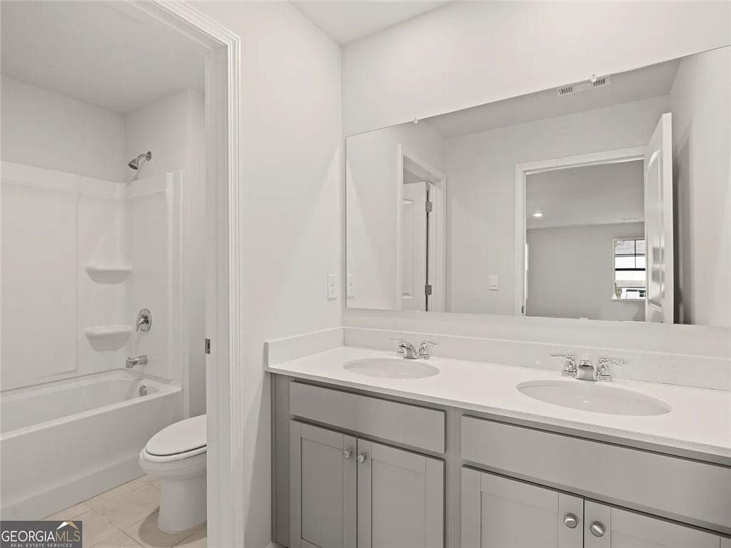 5 bedroom, 5 bathroom, 3,389 sq ft single family residence for rent at 4051 Peregrine Way, Gainesville, GA 30506 for $3,600 a month — photo 10