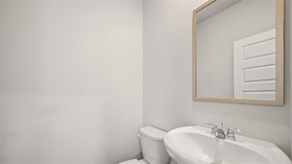 4 bedroom, 3 bathroom, 1,976 sq ft single family residence for sale at 168 Pinemarrow Trail, Stockbridge, GA 30281 — photo 3