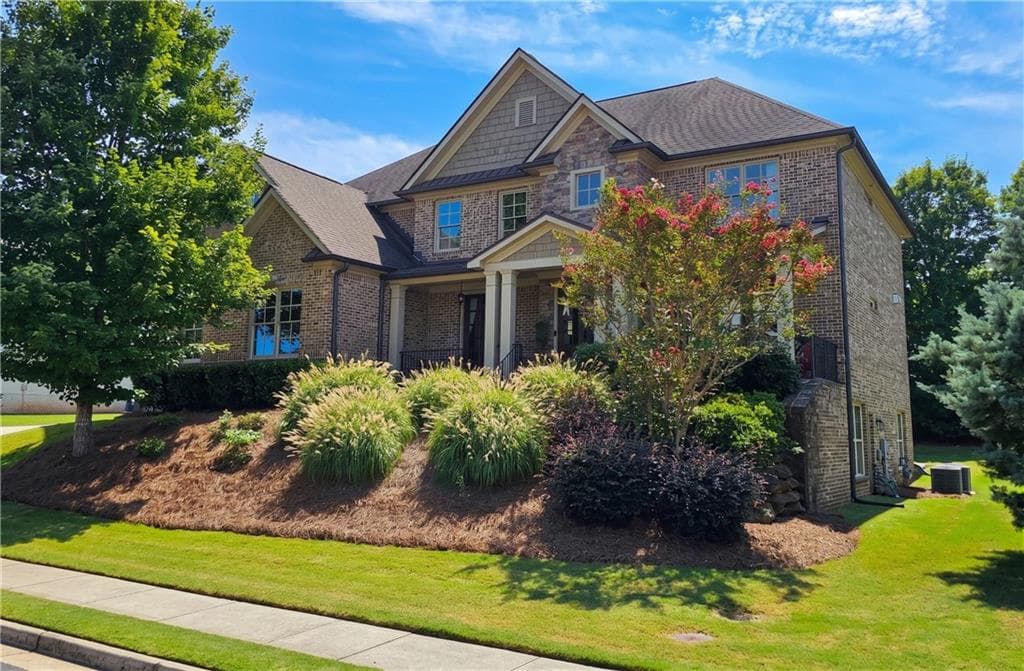 5 bedroom, 4 bathroom, 3,994 sq ft single family residence for sale at 4271 Sierra Creek Court, Hoschton, GA 30548