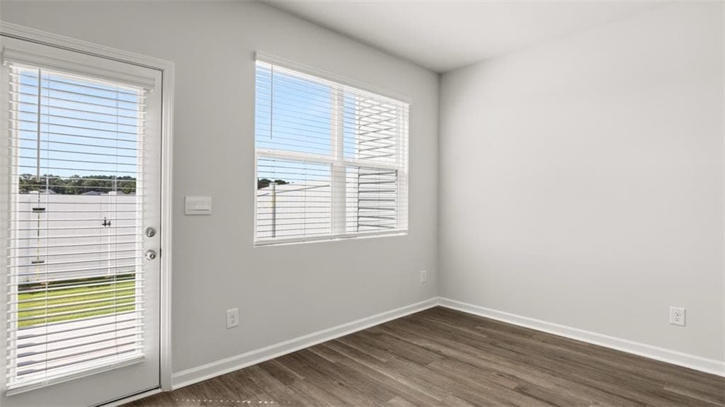 4 bedroom, 3 bathroom, 1,658 sq ft townhouse for sale at 134 Pinemarrow Trail, Stockbridge, GA 30281 — photo 4