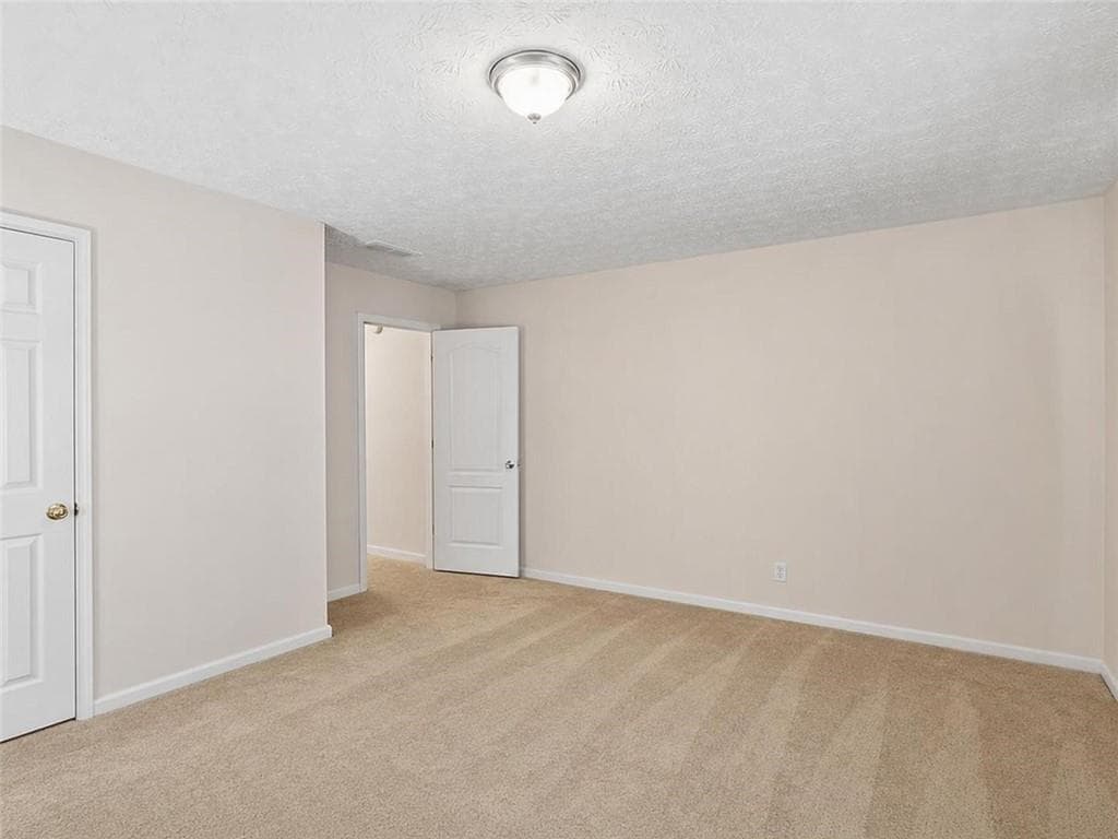 4 bedroom, 2 bathroom, 1,800 sq ft single family residence for sale at 60 Victoria Boulevard, Oxford, GA 30054 — photo 6