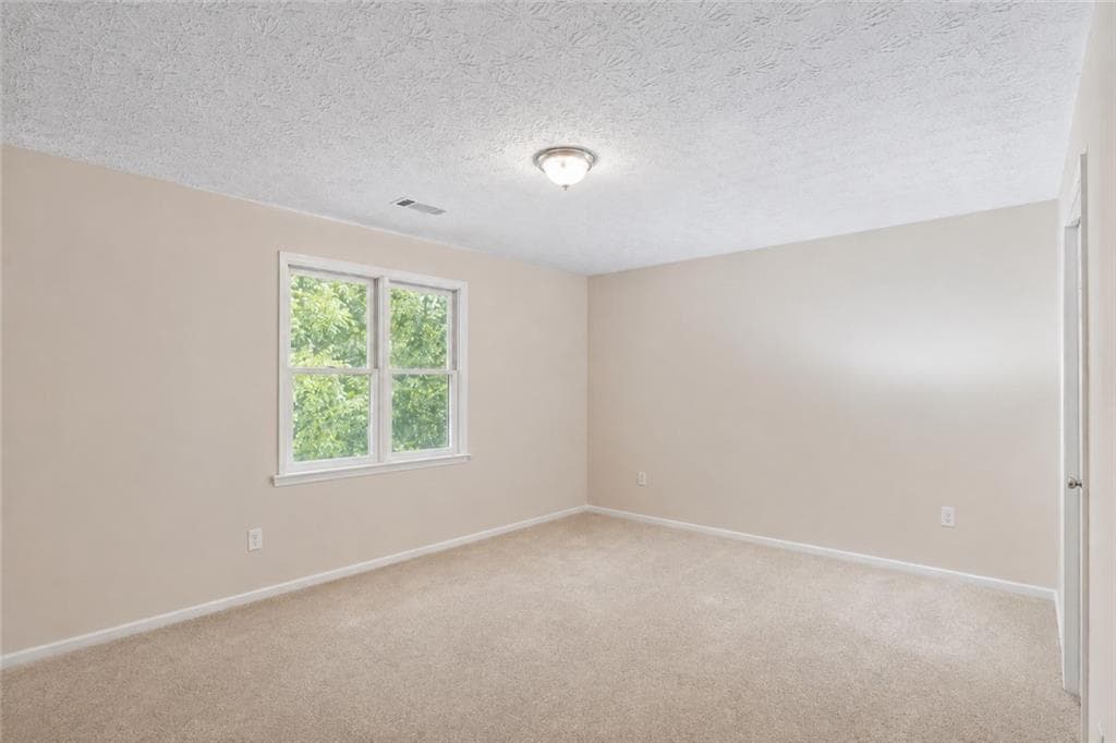 4 bedroom, 2 bathroom, 1,800 sq ft single family residence for sale at 60 Victoria Boulevard, Oxford, GA 30054 — photo 7