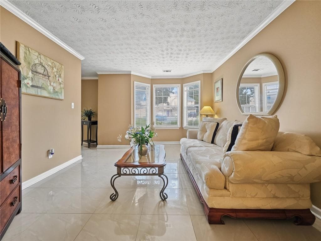 4 bedroom, 3 bathroom, 2,672 sq ft single family residence under contract at 3359 Rockmill Drive, Ellenwood, GA 30294 — photo 5