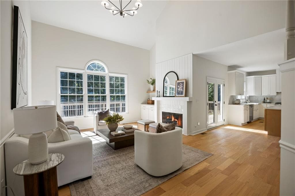 5 bedroom, 4 bathroom, 3,712 sq ft single family residence for sale at 770 Heathland Drive, Roswell, GA 30075 — photo 6