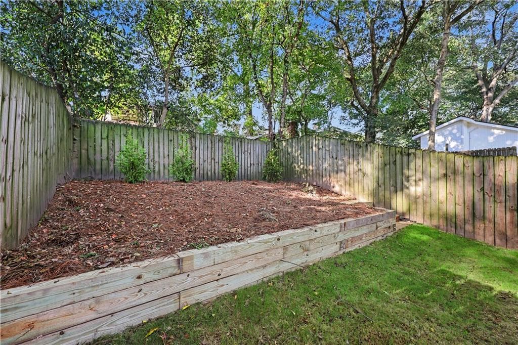 3 bedroom, 3 bathroom, 2,336 sq ft townhouse for sale at 371 5th Street, Atlanta, GA 30308 — photo 6