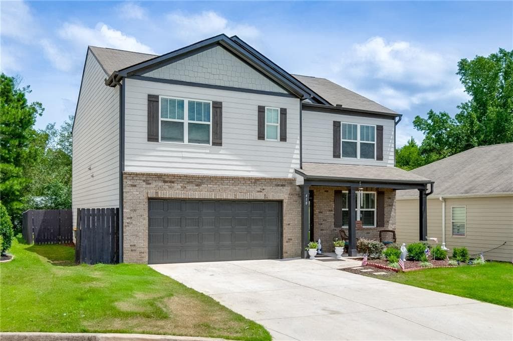 5 bedroom, 3 bathroom, 2,556 sq ft single family residence for sale at 410 Maple Brook Drive, Dawsonville, GA 30534 — photo 4