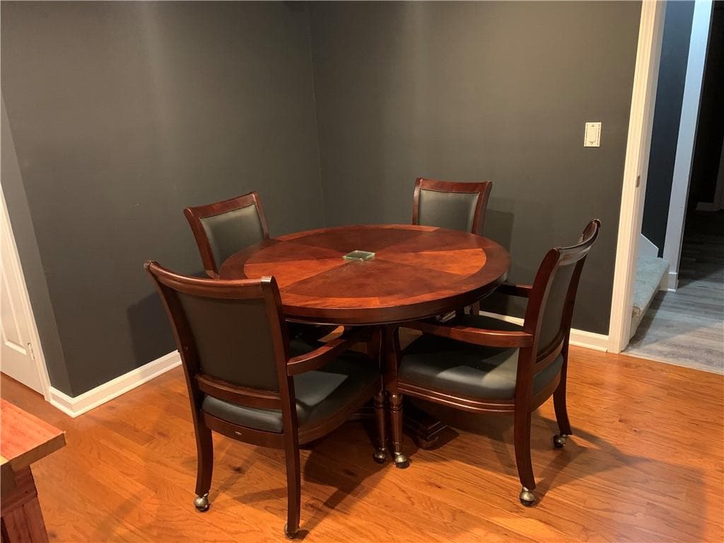4 bedroom, 3 bathroom, 5,000 sq ft single family residence for sale at 5260 Overbend Trail, Suwanee, GA 30024 — photo 9