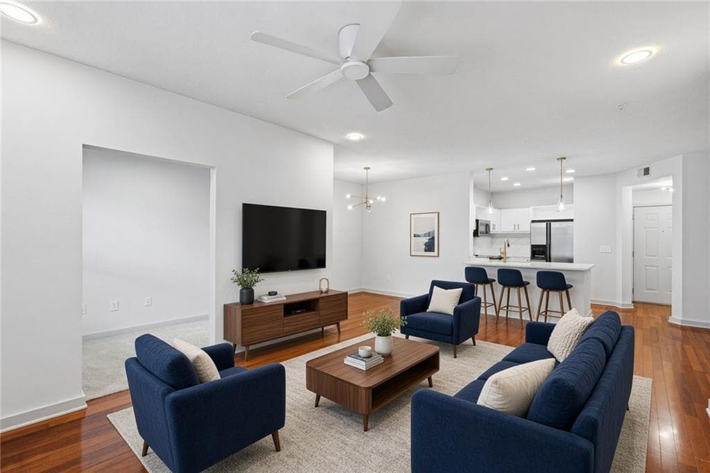 1 bedroom, 1 bathroom, 915 sq ft condominium for sale at 390 17th Street 4052, Atlanta, GA 30363 — photo 7