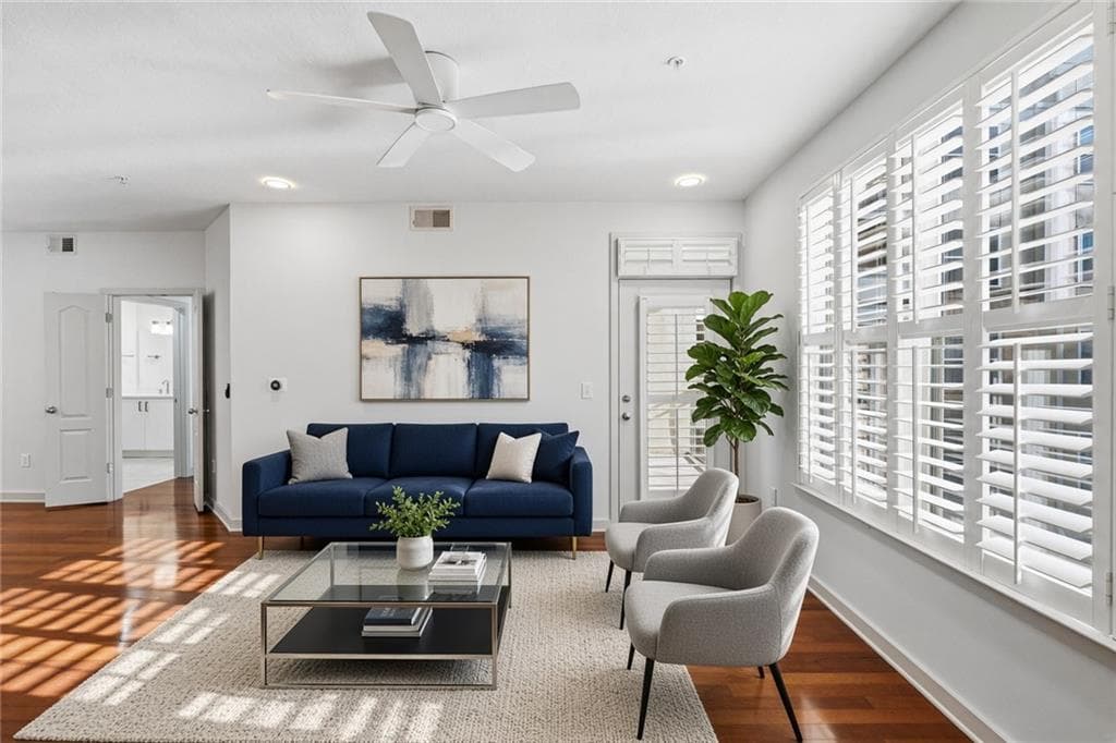 1 bedroom, 1 bathroom, 915 sq ft condominium for sale at 390 17th Street 4052, Atlanta, GA 30363 — photo 5