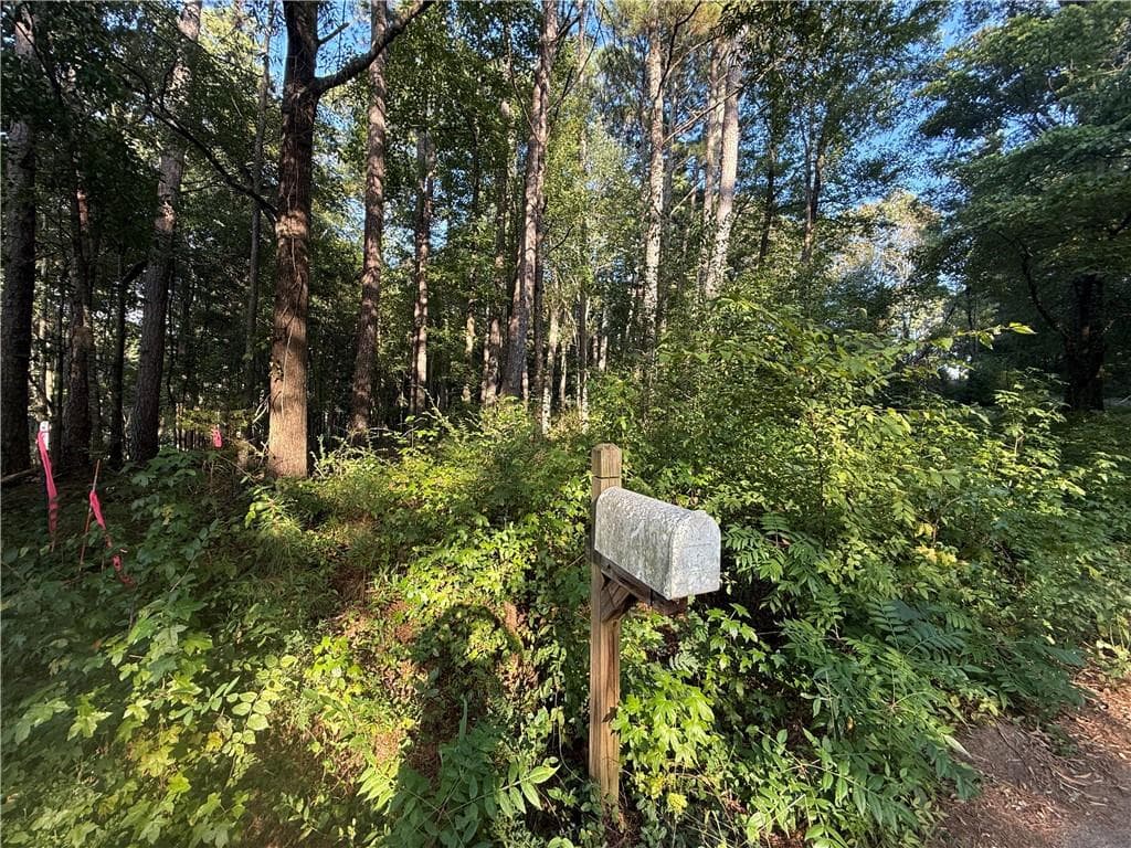 1 bedroom, 1 bathroom, 609 sq ft single family residence for sale at 88 Grogan Hill Road, Silver Creek, GA 30173