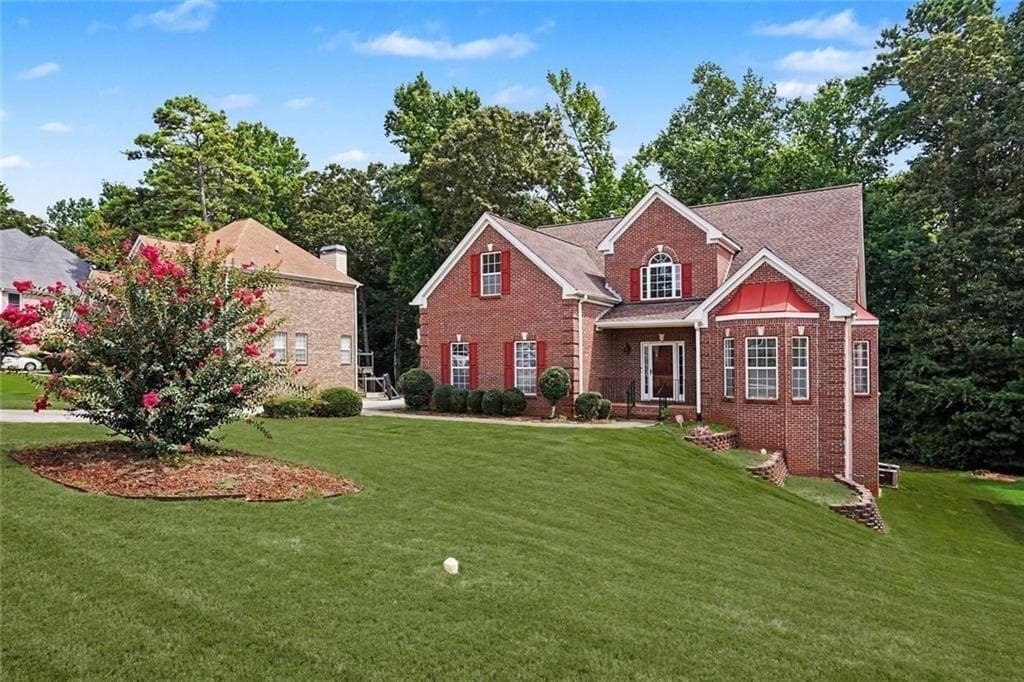4 bedroom, 4 bathroom, 2,619 sq ft single family residence for sale at 2871 Weatherstone Circle, Conyers, GA 30094 — photo 2