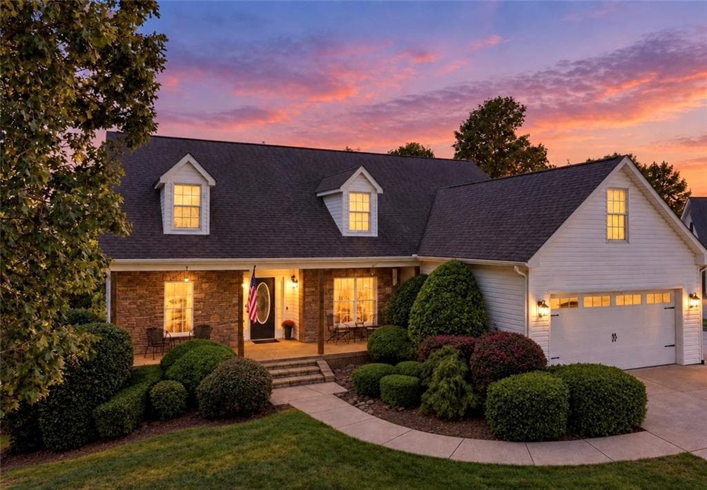 4 bedroom, 3 bathroom, 3,117 sq ft single family residence for sale at 4815 Thunder River Drive, Gainesville, GA 30506 — photo 1 of 63