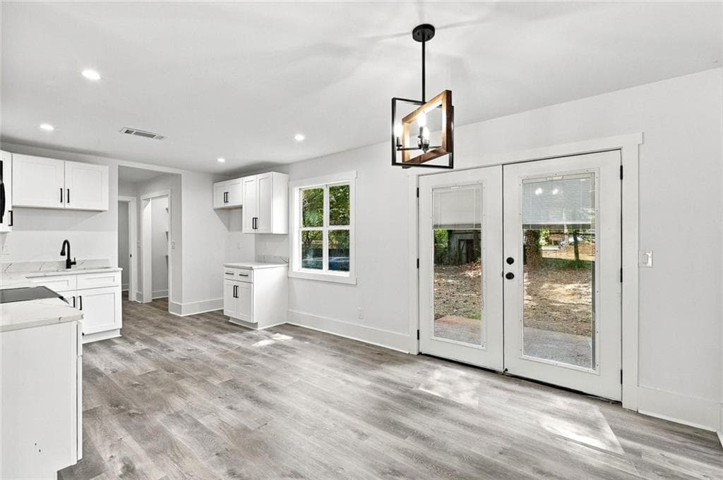 3 bedroom, 2 bathroom, 1,884 sq ft single family residence for sale at 5441 Forest Path Court, Stone Mountain, GA 30088 — photo 8