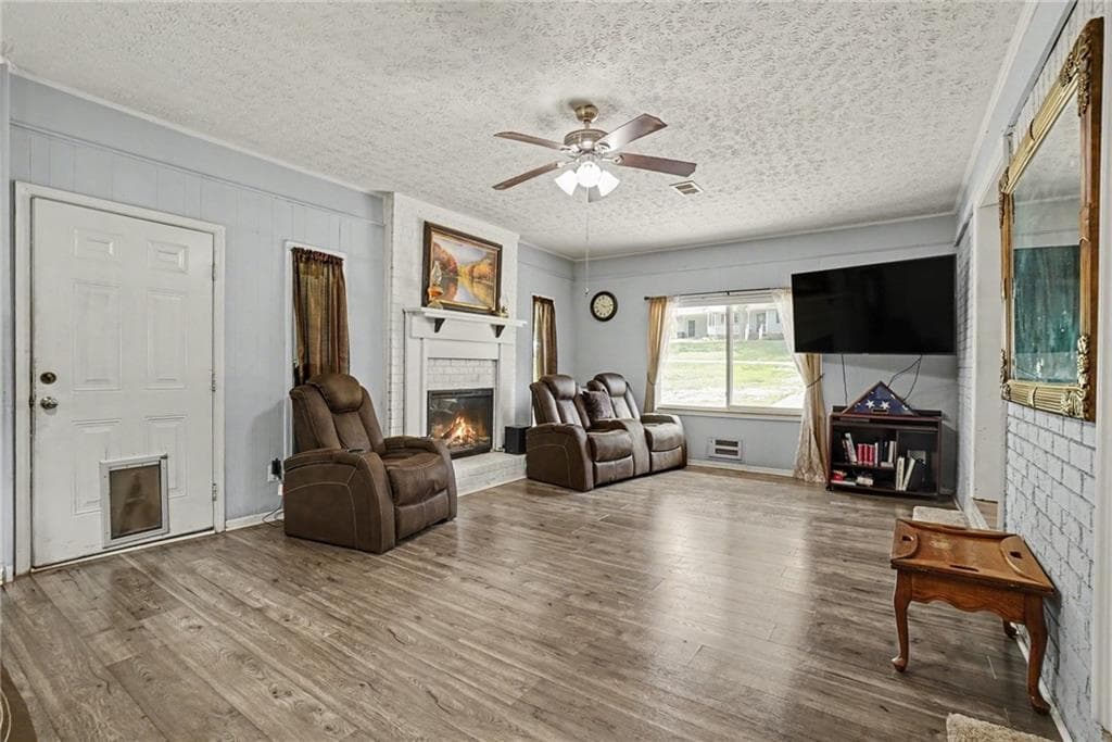 3 bedroom, 2 bathroom, 1,425 sq ft single family residence for sale at 539 Morningside Drive, Hiram, GA 30141 — photo 5