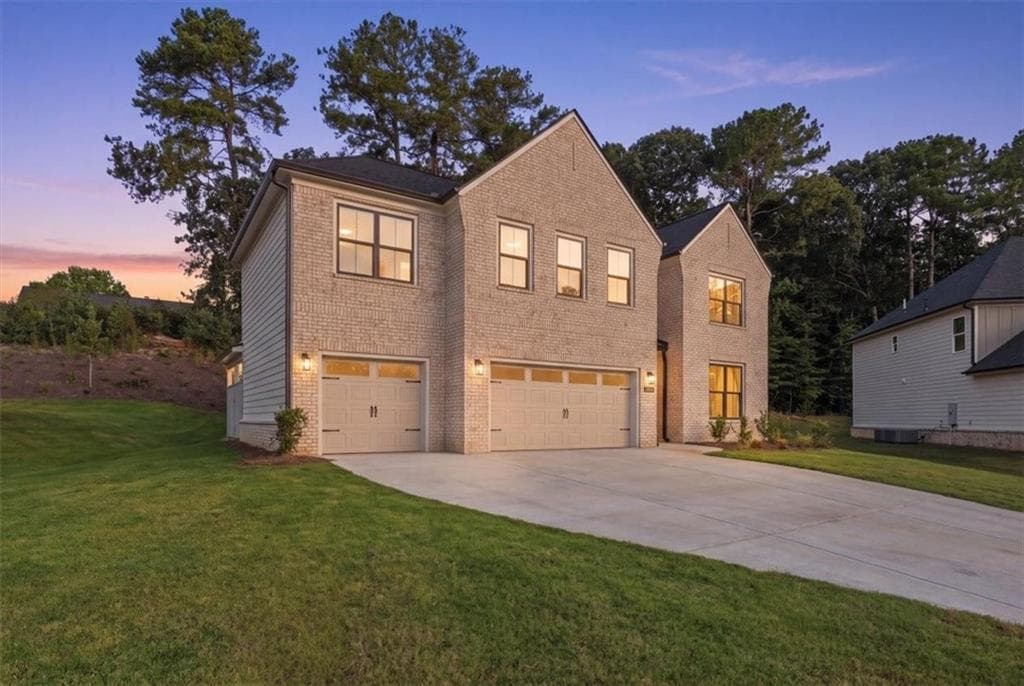 6 bedroom, 4 bathroom, 2,959 sq ft single family residence for sale at 2420 Reserve Manor Court, Lawrenceville, GA 30043 — photo 3