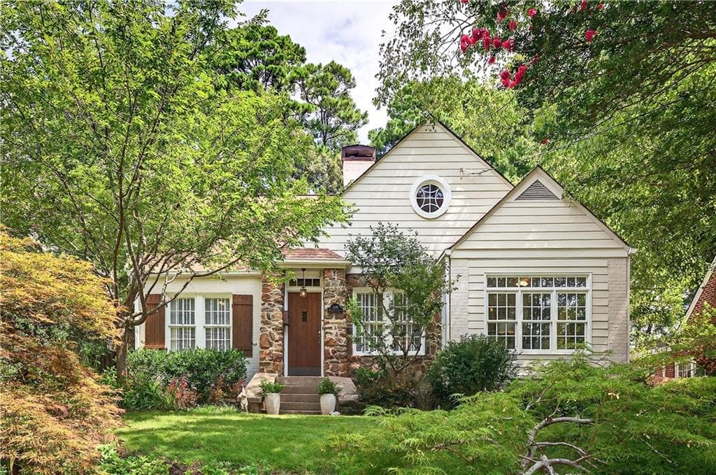 3 bedroom, 2 bathroom, 1,963 sq ft single family residence for rent at 1190 Cumberland Road, Atlanta, GA 30306 for $4,250 a month — photo 2
