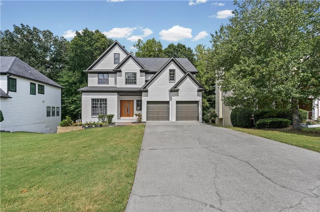 5 bedroom, 4 bathroom, 2,742 sq ft single family residence for sale at 625 Kingsport Drive, Roswell, GA 30076 — photo 2