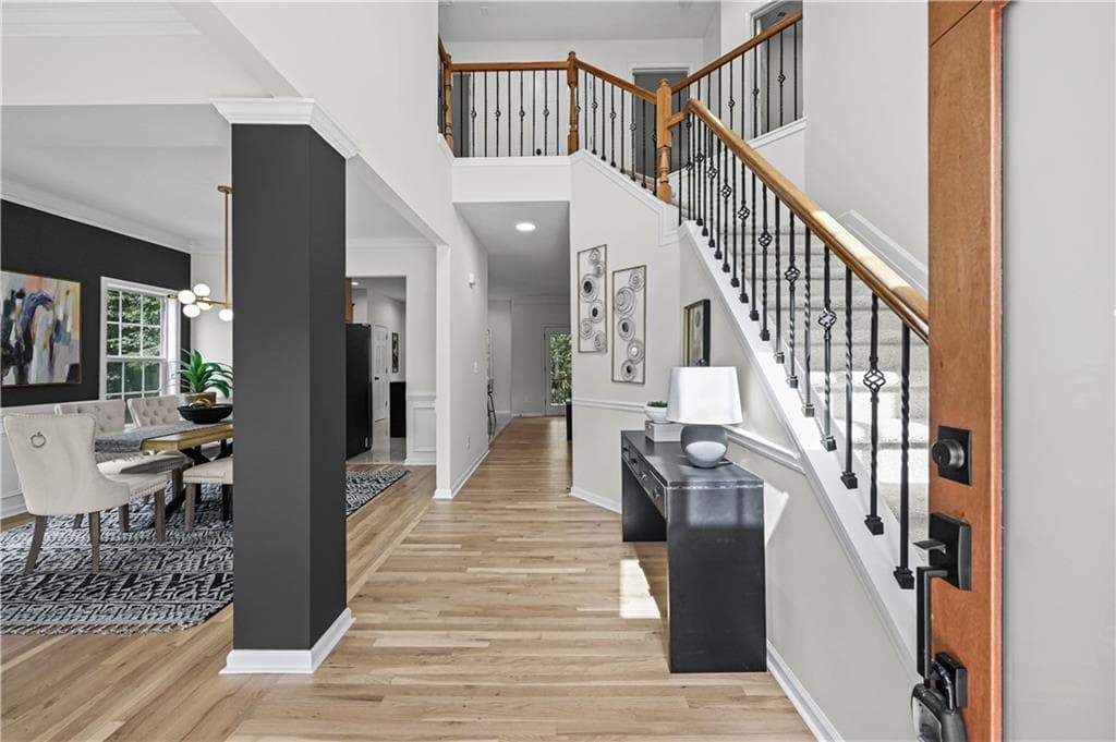 5 bedroom, 4 bathroom, 2,742 sq ft single family residence for sale at 625 Kingsport Drive, Roswell, GA 30076 — photo 5