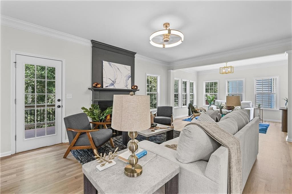 5 bedroom, 4 bathroom, 2,742 sq ft single family residence for sale at 625 Kingsport Drive, Roswell, GA 30076 — photo 9