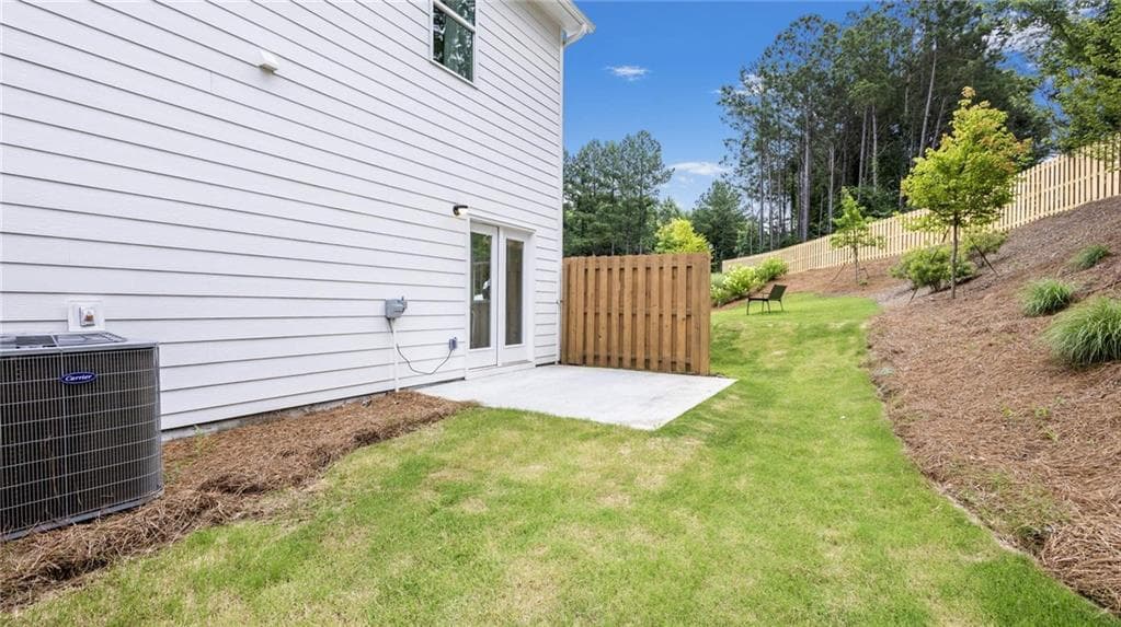 3 bedroom, 3 bathroom, 1,910 sq ft townhouse for sale at 3594 Rowlett Street, Decatur, GA 30034 — photo 3