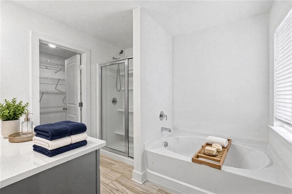 3 bedroom, 3 bathroom, 1,742 sq ft townhouse for rent at 5348 Brooklands Drive, Lithonia, GA 30058 for $2,250 a month — photo 10