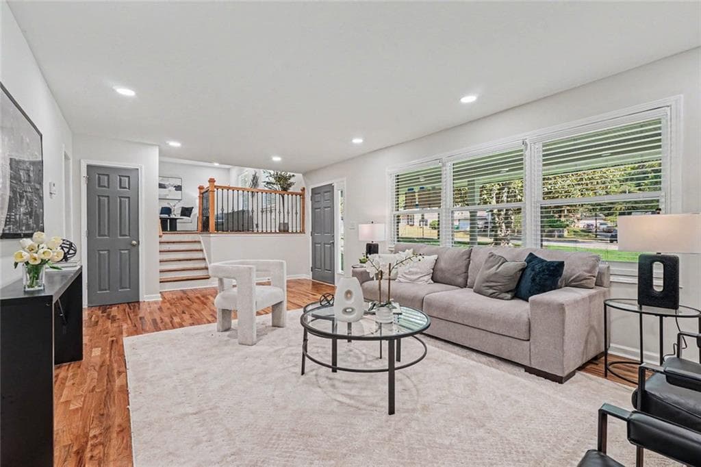 3 bedroom, 3 bathroom, 1,855 sq ft single family residence under contract at 4177 Carrollwood Drive, Stone Mountain, GA 30083 — photo 9