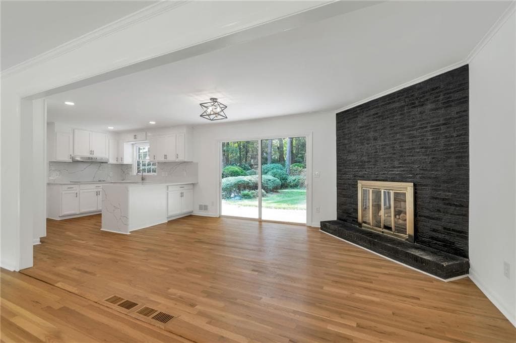 4 bedroom, 3 bathroom, 2,358 sq ft single family residence for sale at 2616 Hawthorne Drive, Atlanta, GA 30345 — photo 8