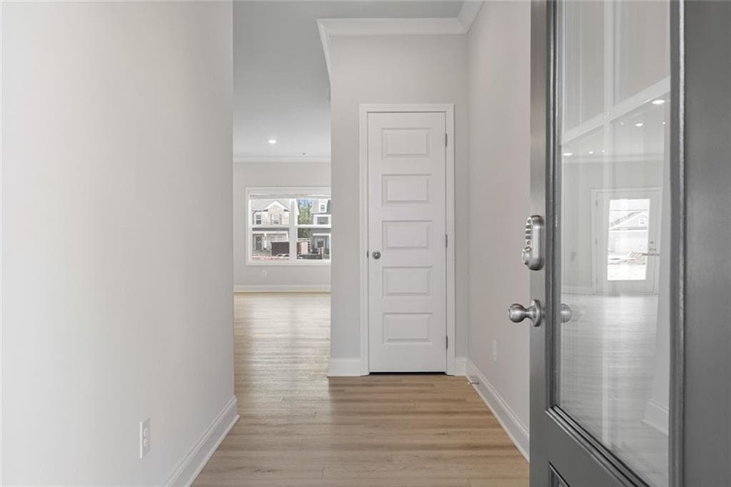 3 bedroom, 3 bathroom, 2,016 sq ft single family residence for sale at 101 Avian Way, Auburn, GA 30011 — photo 2
