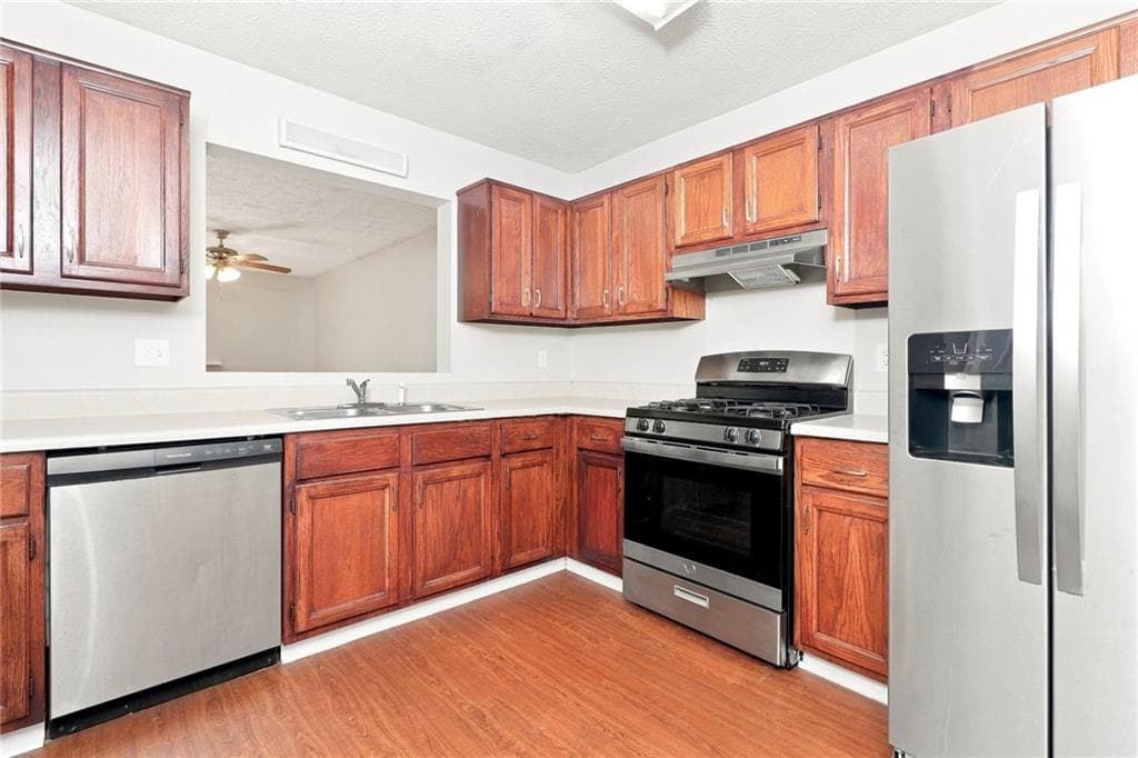 3 bedroom, 3 bathroom, 1,184 sq ft townhouse for rent at 3606 Main Station Drive, Marietta, GA 30008 for $1,785 a month — photo 4