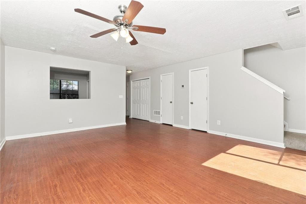 3 bedroom, 3 bathroom, 1,184 sq ft townhouse for rent at 3606 Main Station Drive, Marietta, GA 30008 for $1,785 a month — photo 6