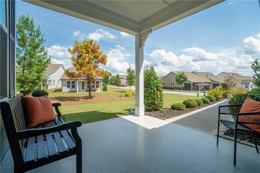 3 bedroom, 3 bathroom, 2,277 sq ft single family residence for sale at 38 Rabun Court, Hoschton, GA 30548 — photo 3