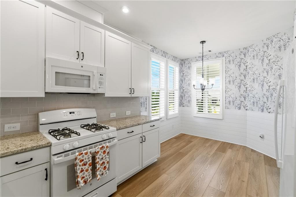 3 bedroom, 3 bathroom, 2,277 sq ft single family residence for sale at 38 Rabun Court, Hoschton, GA 30548 — photo 7