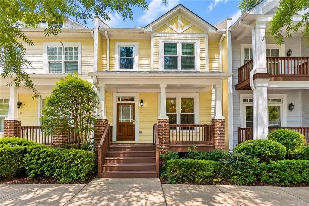 3 bedroom, 4 bathroom, 1,862 sq ft townhouse for sale at 6 Oakhurst Terrace, Decatur, GA 30030 — photo 1 of 103