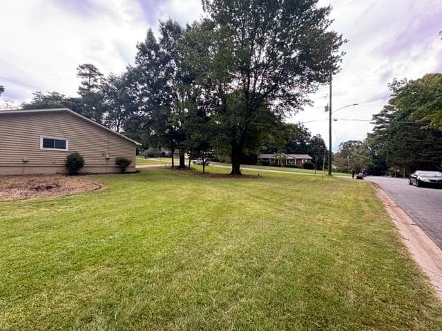3 bedroom, 2 bathroom, 1,566 sq ft single family residence for sale at 4245 Reef Road, Marietta, GA 30066 — photo 4