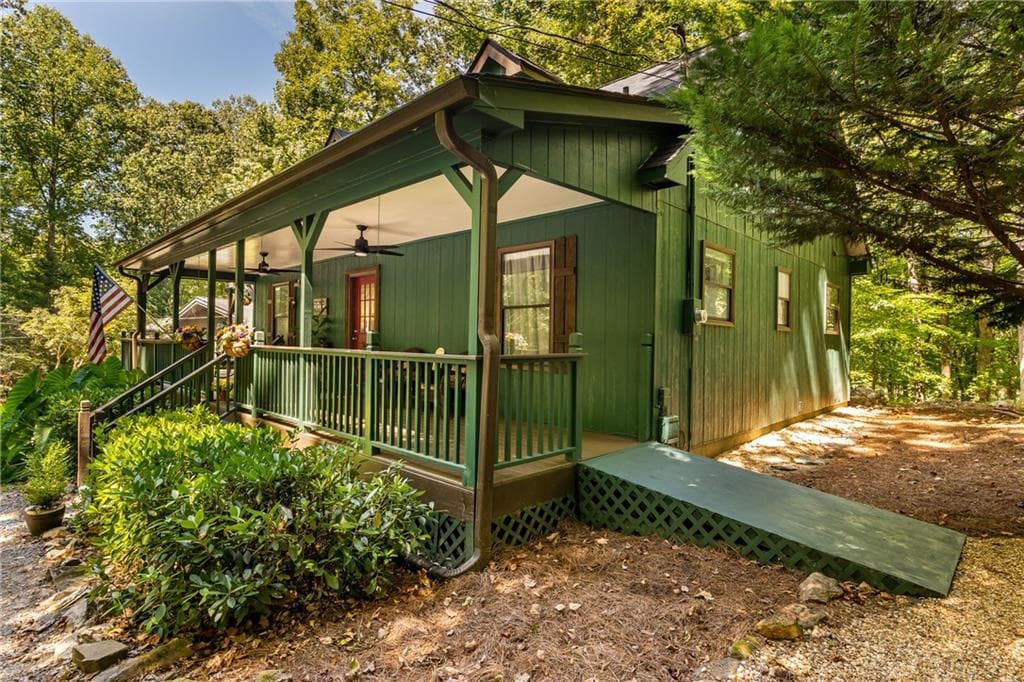 3 bedroom, 2 bathroom, 1,260 sq ft single family residence for sale at 433 Crippled Oak Trail, Jasper, GA 30143 — photo 4