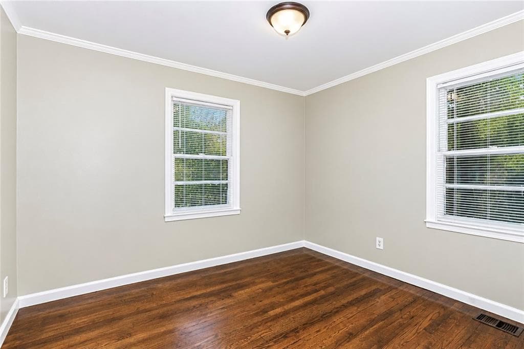 3 bedroom, 2 bathroom, 1,036 sq ft single family residence for rent at 225 Glenrose Circle, Atlanta, GA 30354 for $1,950 a month — photo 9
